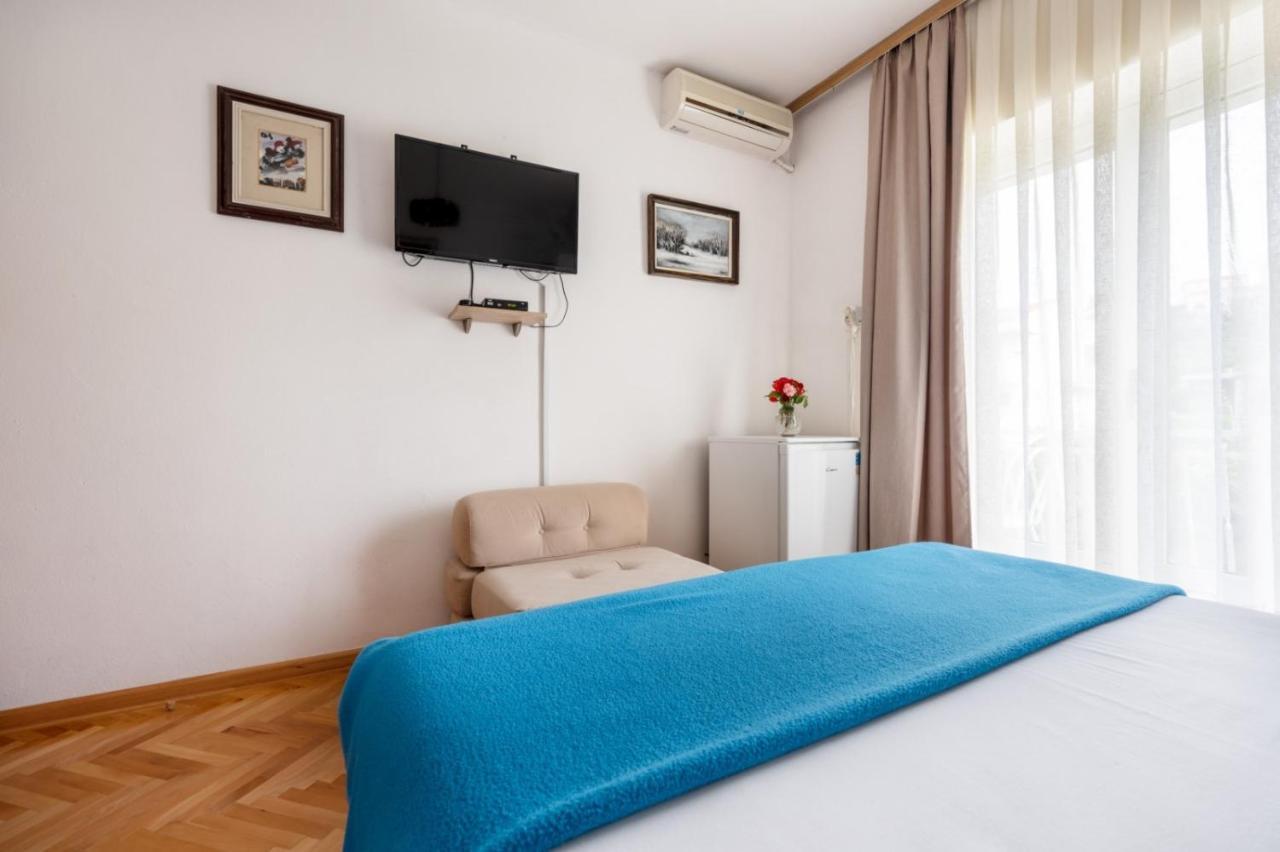 Apartments And Rooms Lotus Neum Exterior photo