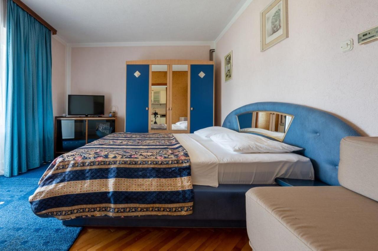 Apartments And Rooms Lotus Neum Exterior photo